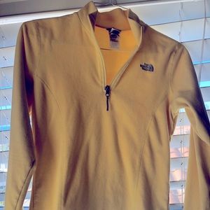 Girls X-L Yellow The North Face fleece pull over